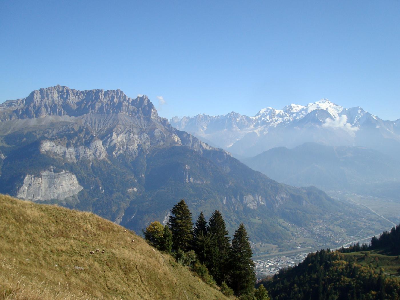 DSC02940.jpg - Le chanon Varan-Colonney et le Massif du Mont-Blanc