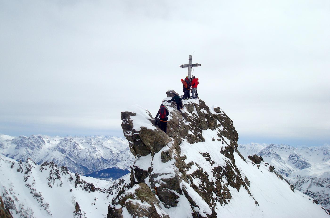 DSC03807.jpg - Le sommet du Dreilnderspitz,  la limite du Tirol, du Vorarlberg et des Grisons