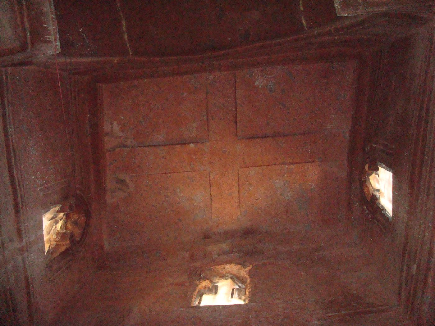 DSC035210.jpg - Le plafond de Bieta Ghiorghis est orn de croix